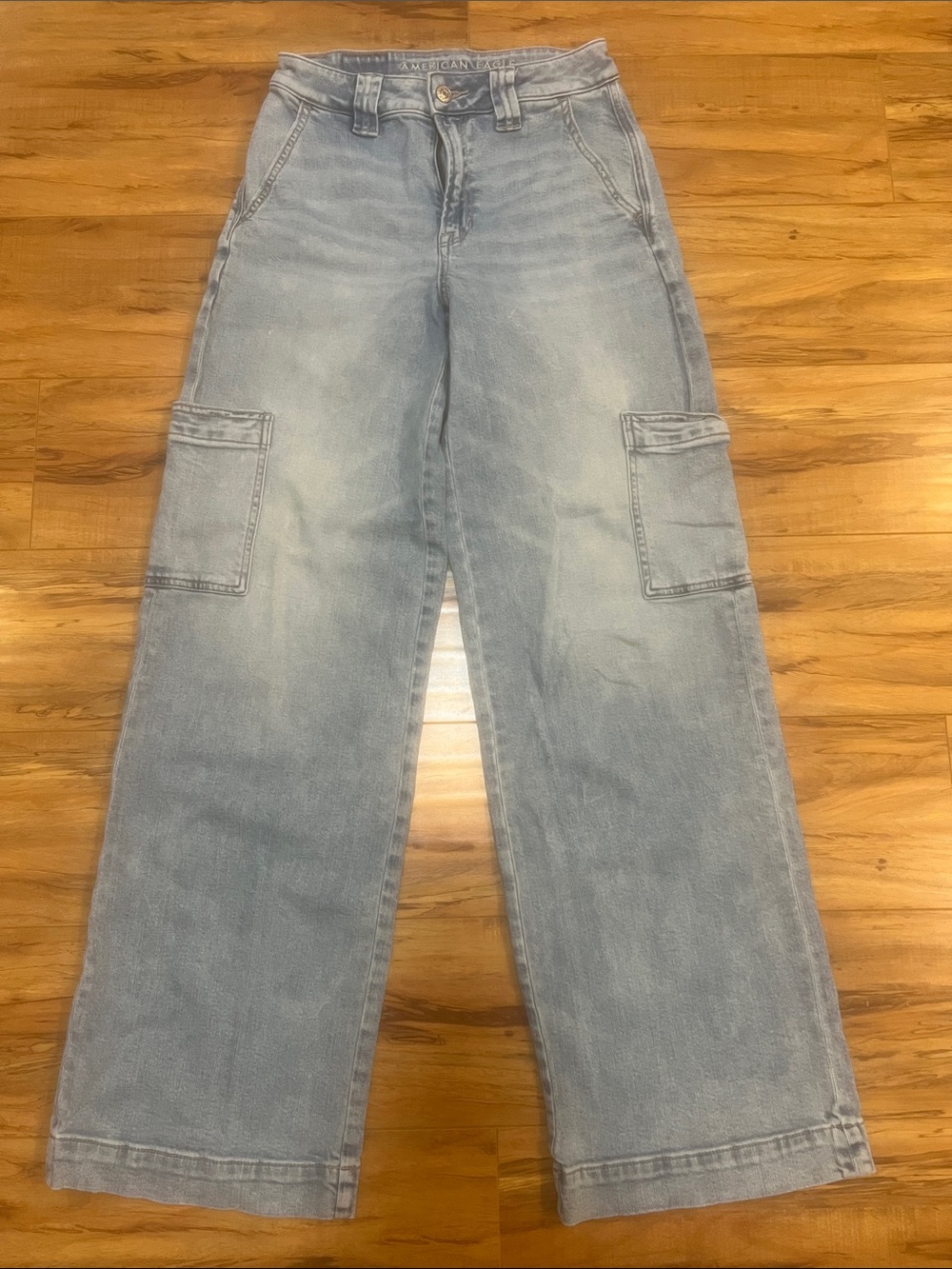 American Eagle Outfitters Baggy Wide Leg Jeans